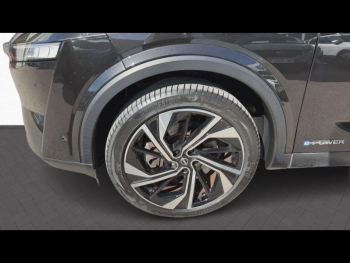 Photo 11 du bon plan NISSAN Qashqai e-POWER 190ch Tekna+ 2022 occasion à 30890 €