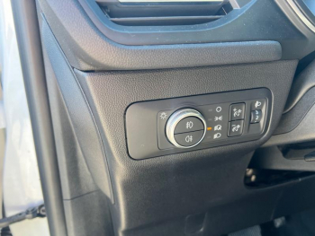 Photo 17 du bon plan FORD Kuga 2.5 Duratec 190ch FHEV E85 Titanium BVA occasion à 25590 €