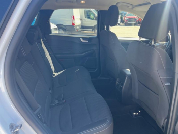 Photo 18 du bon plan FORD Kuga 2.5 Duratec 190ch FHEV E85 Titanium BVA occasion à 25590 €