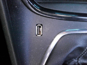 Photo 16 du bon plan FORD Puma 1.0 Flexifuel 125ch S&S mHEV Titanium occasion à 18900 €