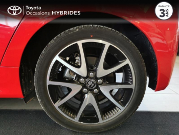 Photo 4 du bon plan TOYOTA Yaris 116h Première 5p occasion à 19990 €