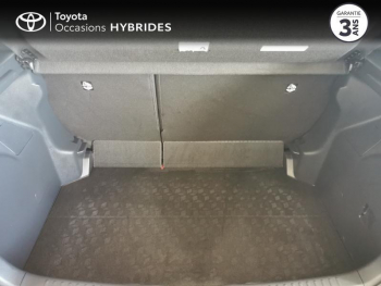 Photo 12 du bon plan TOYOTA Yaris 116h Première 5p occasion à 19990 €