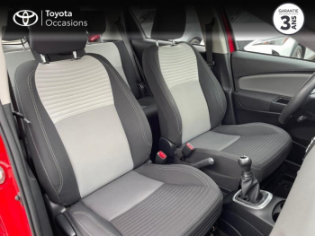 Photo 6 du bon plan TOYOTA Yaris 70 VVT-i France Business 5p RC19 occasion à 12990 €