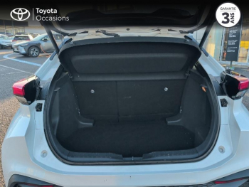 Photo 10 du bon plan TOYOTA C-HR 2.0 Hybride 200ch Design NG23 occasion à 30990 €