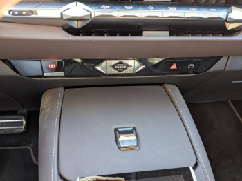 Photo 21 du bon plan DS DS 4 PureTech 130ch Opéra Automatique occasion à 24490 €