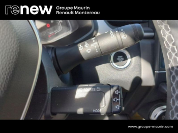 Photo 26 du bon plan RENAULT Captur 1.6 E-Tech hybride 145ch Equilibre occasion à 20990 €