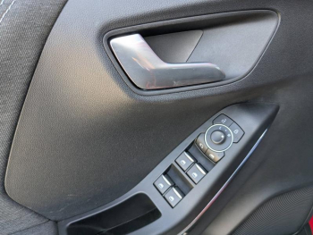 Photo 9 du bon plan FORD Puma 1.0 EcoBoost 125ch S&S mHEV Titanium Powershift occasion à 21490 €