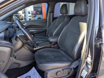 Photo 16 du bon plan FORD Kuga 2.0 TDCi 150ch Stop&Start ST-Line 4x2 occasion à 14900 €