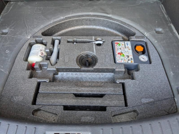 Photo 23 du bon plan FORD Kuga 2.0 TDCi 150ch Stop&Start ST-Line 4x2 occasion à 14900 €