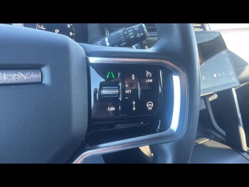 Photo 18 du bon plan LAND-ROVER Discovery Sport P300e 309ch Dynamic SE occasion à 55490 €