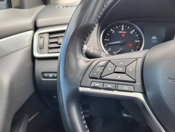 Photo 15 du bon plan NISSAN Qashqai 1.5 dCi 115ch N-Motion occasion à 16990 €