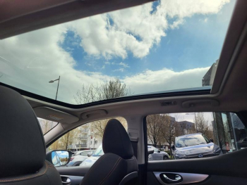 Photo 21 du bon plan NISSAN Qashqai 1.5 dCi 115ch N-Motion occasion à 16990 €