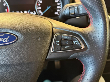 Photo 10 du bon plan FORD EcoSport 1.0 EcoBoost 125ch ST-Line occasion à 10900 €