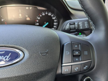 Photo 17 du bon plan FORD Puma 1.0 EcoBoost 125ch mHEV Titanium 6cv occasion à 18490 €