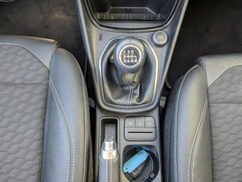 Photo 22 du bon plan FORD Puma 1.0 EcoBoost 125ch mHEV Titanium 6cv occasion à 18490 €