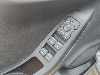 Photo 25 du bon plan FORD Puma 1.0 Flexifuel 125ch S&S mHEV Titanium occasion à 18770 €