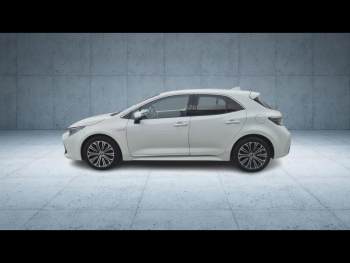 Photo 9 du bon plan TOYOTA Corolla 122h Design occasion à 18890 €