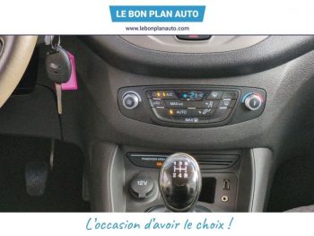 Photo 19 du bon plan FORD Tourneo Courier 1.0 EcoBoost 100ch Trend occasion à 10470 €