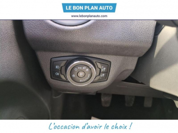Photo 21 du bon plan FORD Tourneo Courier 1.0 EcoBoost 100ch Trend occasion à 10470 €