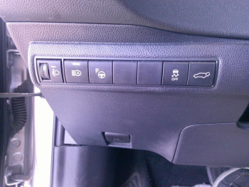 Photo 11 du bon plan TOYOTA Corolla Touring Spt 184h Collection occasion à 19590 €