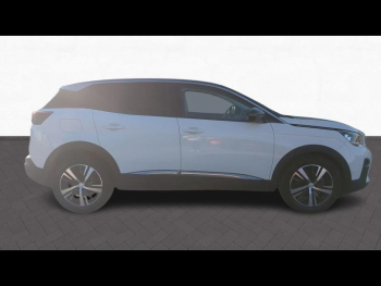 Photo 3 du bon plan PEUGEOT 3008 1.2 PureTech 130ch Allure S&S EAT6 occasion à 10490 €
