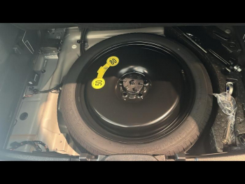 Photo 9 du bon plan VOLVO XC40 B3 163ch Plus DCT 7 occasion à 39990 €