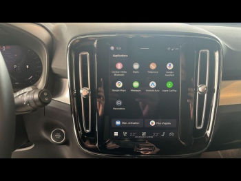 Photo 20 du bon plan VOLVO XC40 B3 163ch Plus DCT 7 occasion à 39990 €