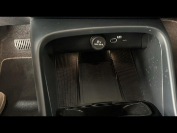 Photo 24 du bon plan VOLVO XC40 B3 163ch Plus DCT 7 occasion à 39990 €