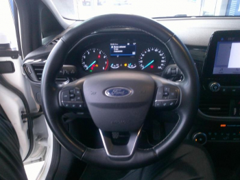 Photo 5 du bon plan FORD Fiesta 1.0 Flexifuel 95ch Titanium Business 5p occasion à 16900 €