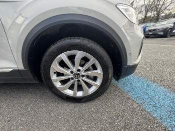 Photo 20 du bon plan VOLKSWAGEN T-Roc 1.5 TSI Evo2 150ch Style DSG7 occasion à 26990 €