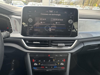 Photo 23 du bon plan VOLKSWAGEN T-Roc 1.5 TSI Evo2 150ch Style DSG7 occasion à 26990 €