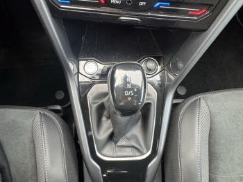 Photo 25 du bon plan VOLKSWAGEN T-Roc 1.5 TSI Evo2 150ch Style DSG7 occasion à 26990 €