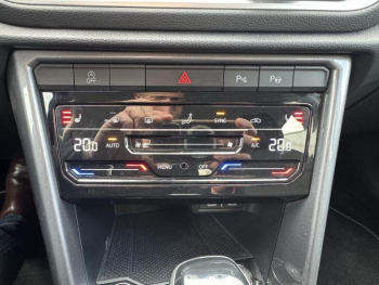 Photo 27 du bon plan VOLKSWAGEN T-Roc 1.5 TSI Evo2 150ch Style DSG7 occasion à 26990 €