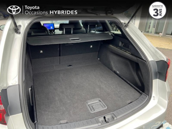 Photo 10 du bon plan TOYOTA Corolla Touring Spt 1.8 140ch Design MY25 occasion à 28490 €
