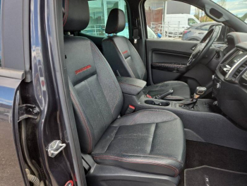 Photo 16 du bon plan FORD Ranger VUL 2.0 TDCi 213ch Double Cabine Thunder BVA10 occasion à 33470 €