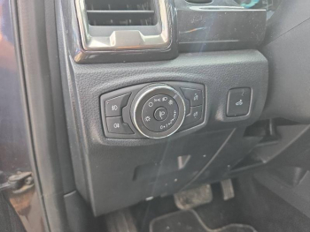 Photo 26 du bon plan FORD Ranger VUL 2.0 TDCi 213ch Double Cabine Thunder BVA10 occasion à 33470 €