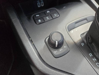 Photo 48 du bon plan FORD Ranger VUL 2.0 TDCi 213ch Double Cabine Thunder BVA10 occasion à 33470 €