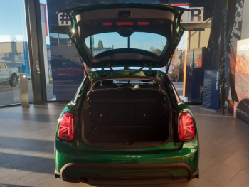 Photo 5 du bon plan MINI Mini 5 Portes Cooper 136ch  Essential BVA7 occasion à 24480 €