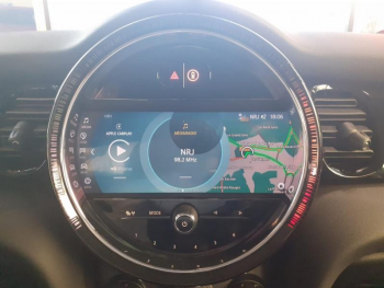 Photo 15 du bon plan MINI Mini 5 Portes Cooper 136ch  Essential BVA7 occasion à 24480 €