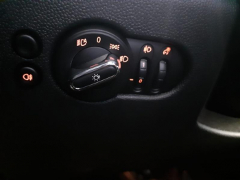 Photo 20 du bon plan MINI Mini 5 Portes Cooper 136ch  Essential BVA7 occasion à 24480 €