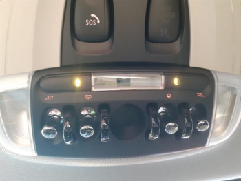 Photo 21 du bon plan MINI Mini 5 Portes Cooper 136ch  Essential BVA7 occasion à 24480 €