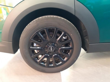 Photo 25 du bon plan MINI Mini 5 Portes Cooper 136ch  Essential BVA7 occasion à 24480 €