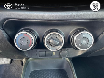 Photo 21 du bon plan TOYOTA Aygo X 1.0 VVT-i 72ch Design S-CVT occasion à 14990 €