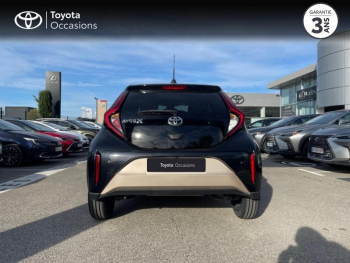Photo 4 du bon plan TOYOTA Aygo X 1.0 VVT-i 72ch Design S-CVT MY23 occasion à 13990 €