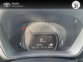 Photo 14 du bon plan TOYOTA Aygo X 1.0 VVT-i 72ch Design S-CVT MY23 occasion à 13990 €