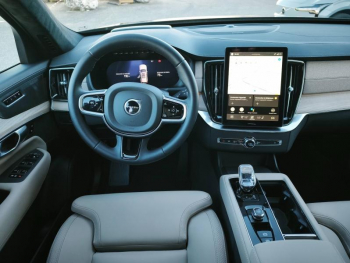 Photo 4 du bon plan VOLVO XC90 T8 AWD 310 + 145ch Ultra Style Dark Geartronic occasion à 93990 €