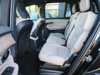 Photo 14 du bon plan VOLVO XC90 T8 AWD 310 + 145ch Ultra Style Dark Geartronic occasion à 93990 €