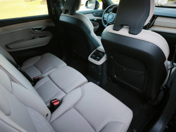 Photo 17 du bon plan VOLVO XC90 T8 AWD 310 + 145ch Ultra Style Dark Geartronic occasion à 93990 €