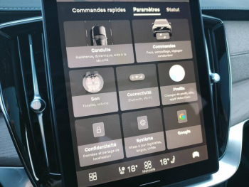 Photo 29 du bon plan VOLVO XC90 T8 AWD 310 + 145ch Ultra Style Dark Geartronic occasion à 93990 €