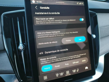 Photo 30 du bon plan VOLVO XC90 T8 AWD 310 + 145ch Ultra Style Dark Geartronic occasion à 93990 €